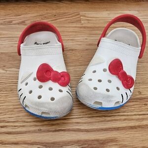 Hello Kitty Kids Crocs Size 11